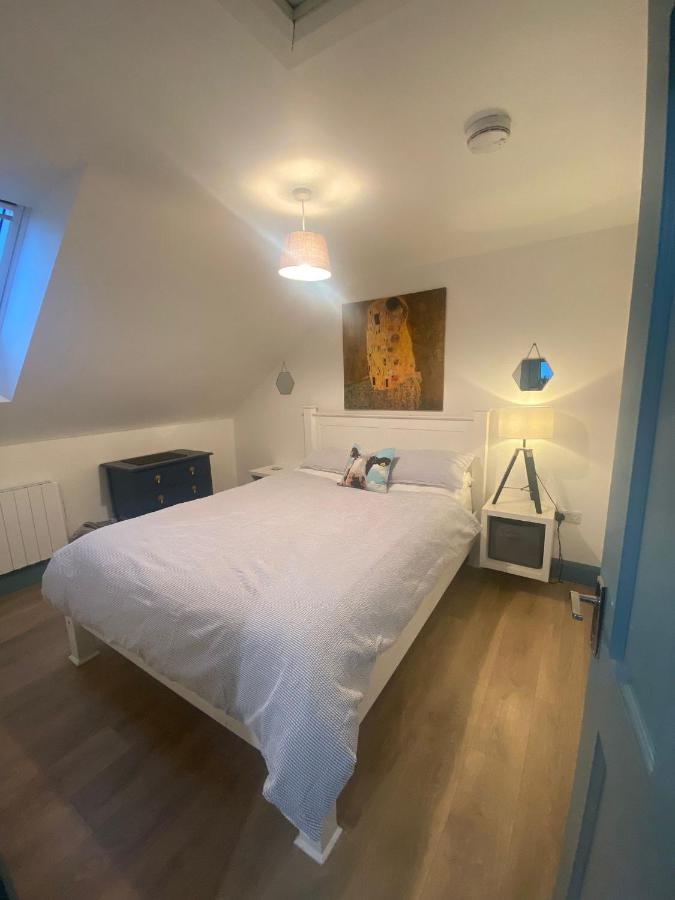 Riverfield Apartment Milltown Malbay Exterior foto